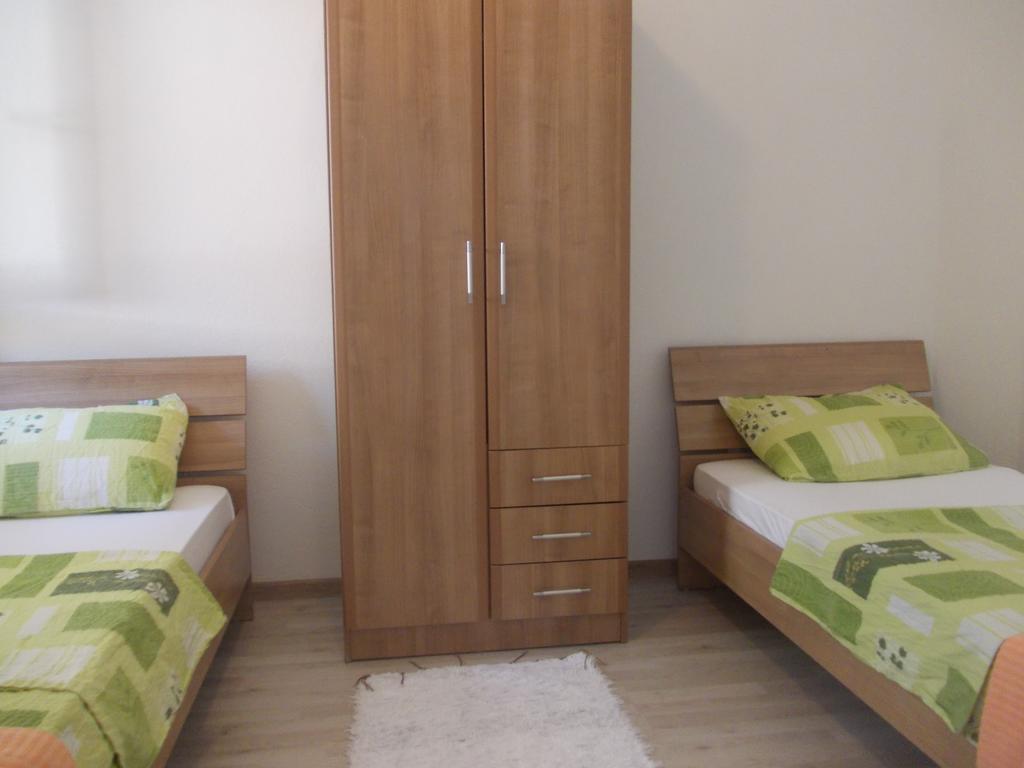 Apartments Peda Sveti Stefan Rom bilde
